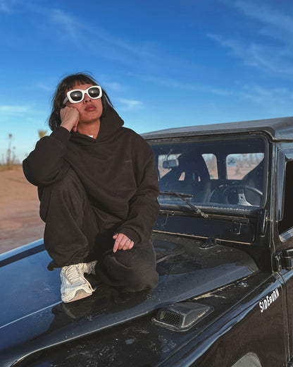 bonjour. Hoodie heavy